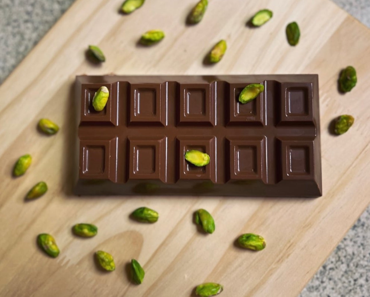 Extra Large Pistachio Dubai Chocolate Bar